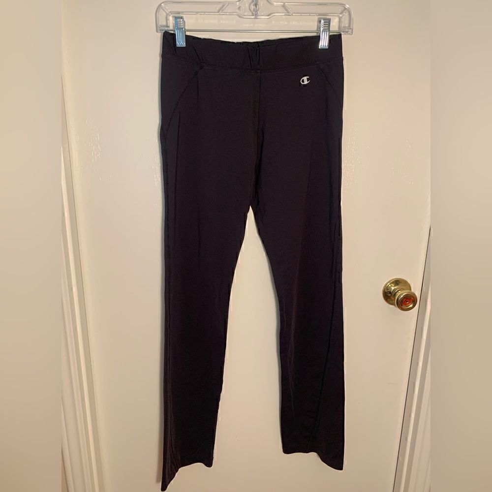 Champion EUC black straight leg yoga/workout pants Size Small